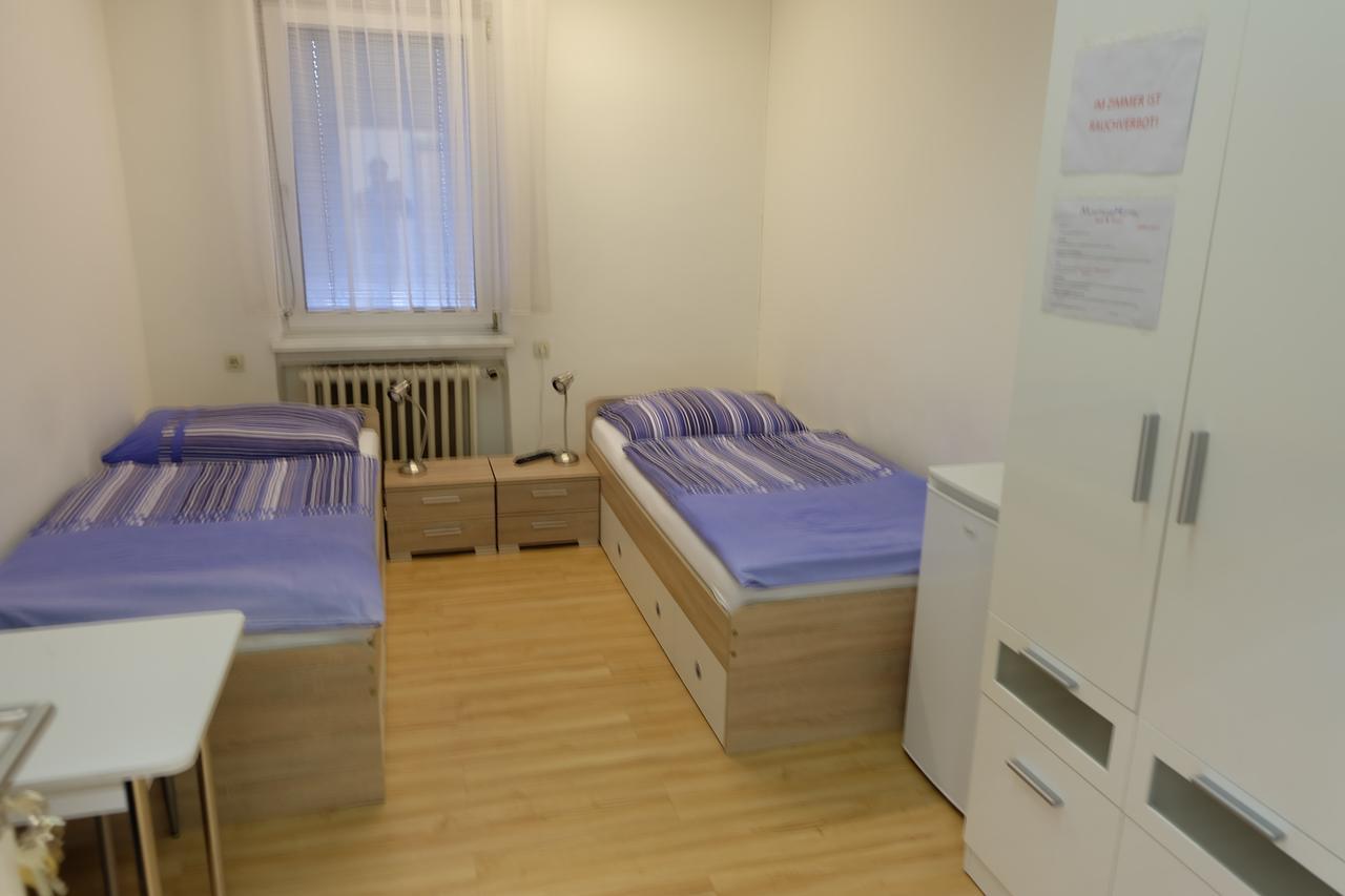 Montagehotel Bed & Steel Линц Экстерьер фото