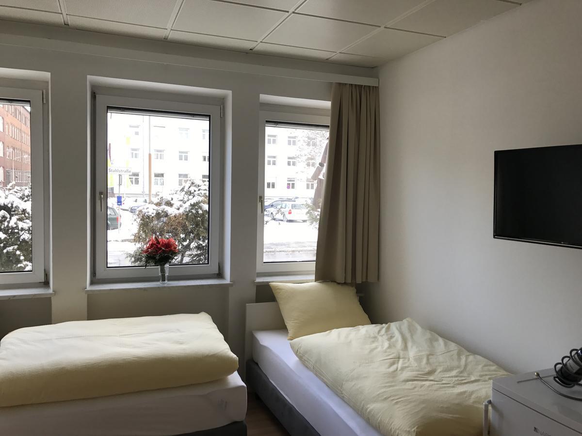 Montagehotel Bed & Steel Линц Экстерьер фото
